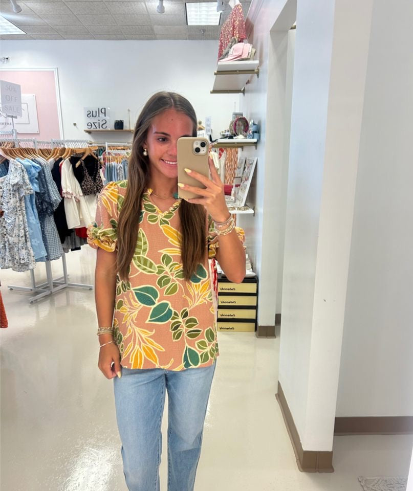 Donna’s Detail Blouse