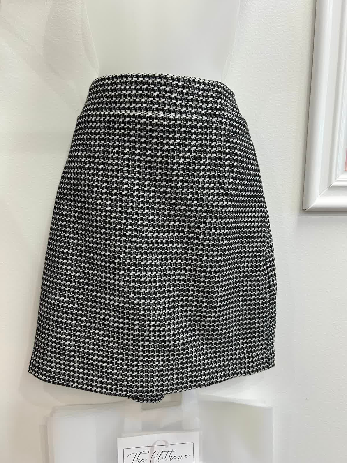 Oh Me, Oh Mini Skirt