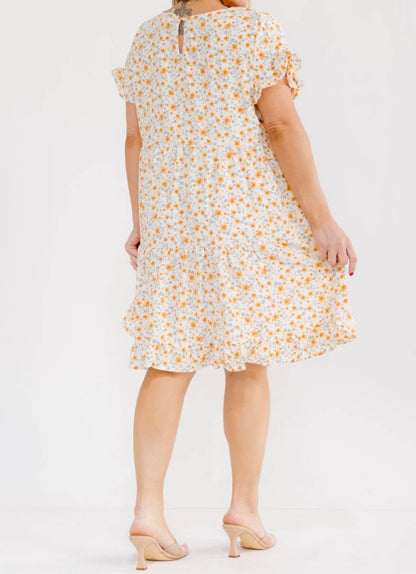Plus Size Short Sleeve Front Pockets Floral Tunic Mini Dress