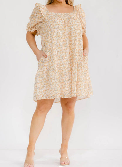 Plus Size Short Sleeve Square Neck Front Pockets Swiss Floral Mini Dress
