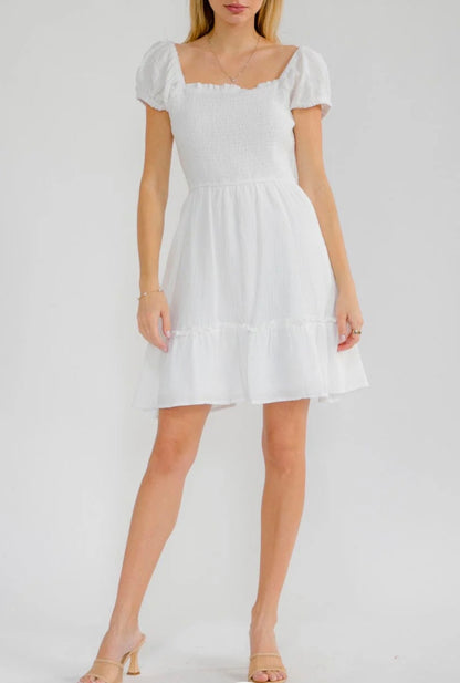 Women's Short Sleeve Square Neck Front Pockets Smock Mini Dress