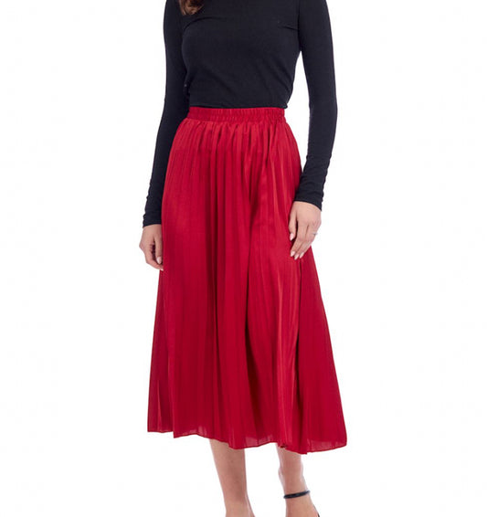 Hit The Towne Pleated Skirt