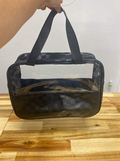 Check Out This Travel Bag