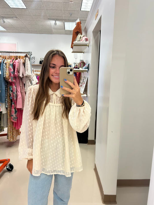 Peter Pan Collar Is Calling