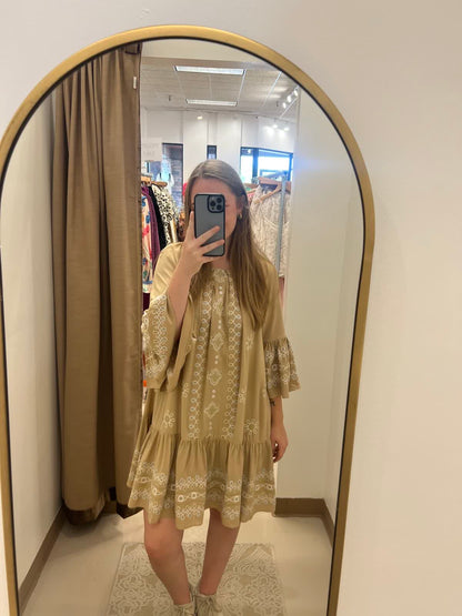 Bell Sleeve Beauty Dress