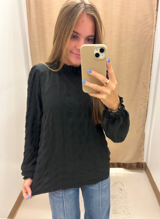 Darling Detail Blouse