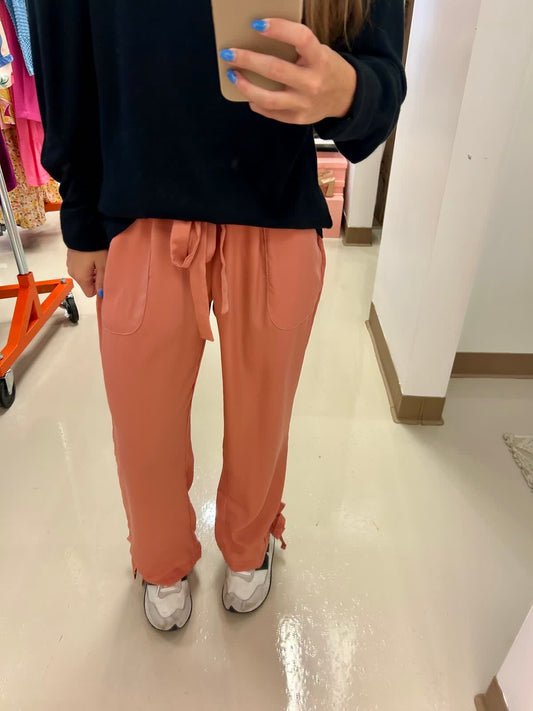Bow Pants For You!